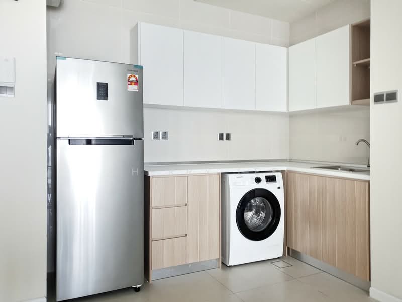 Service Residence for Sale at The Era @ Duta North - Sherry Lee - Kitchen - PropertyGuru.com.my