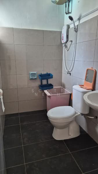 Kondominium untuk Disewa di Teratai Mewah Condominium - Scott Neoh - Bathroom - PropertyGuru.com.my