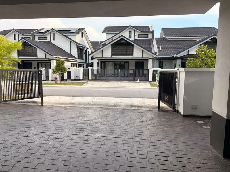 Semi-Detached House for Sale in Shah Alam (Selangor) - muharni sawarin - Exterior - PropertyGuru.com.my