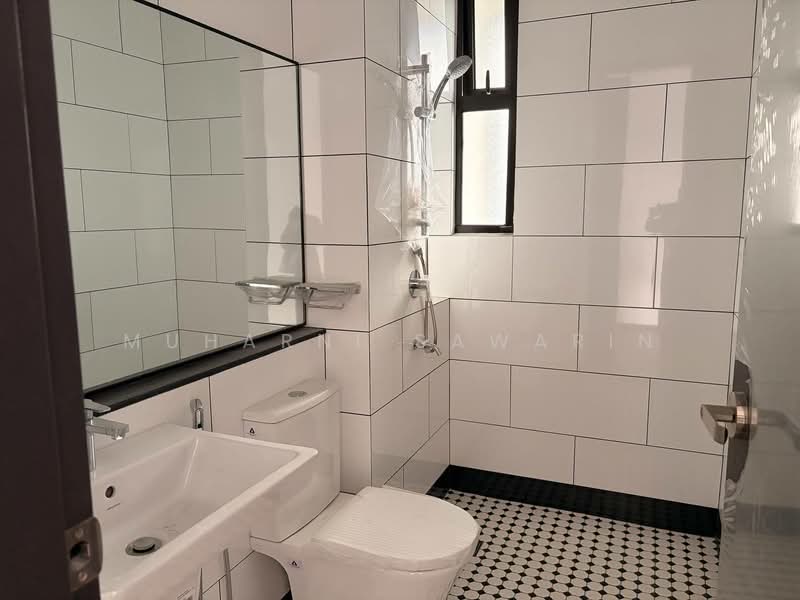 Semi-Detached House for Sale in Shah Alam (Selangor) - muharni sawarin - PropertyGuru.com.my