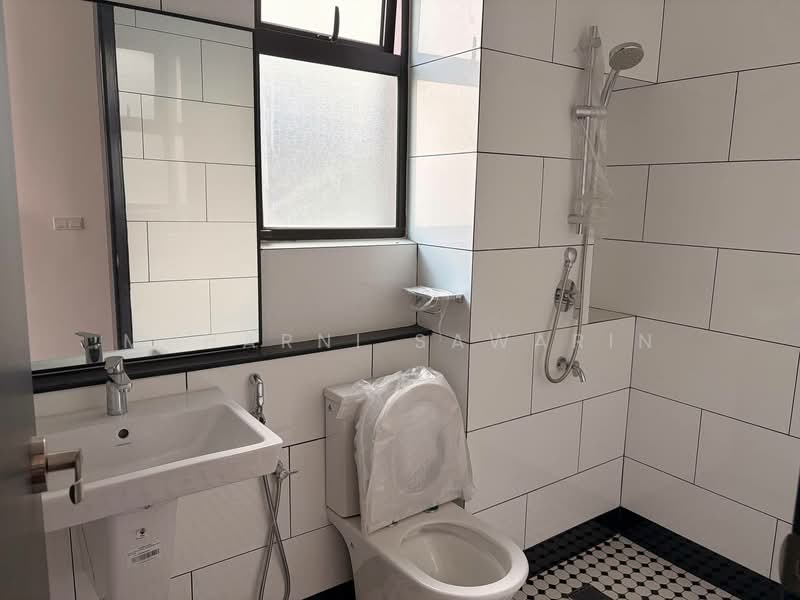 Semi-Detached House for Sale in Shah Alam (Selangor) - muharni sawarin - PropertyGuru.com.my