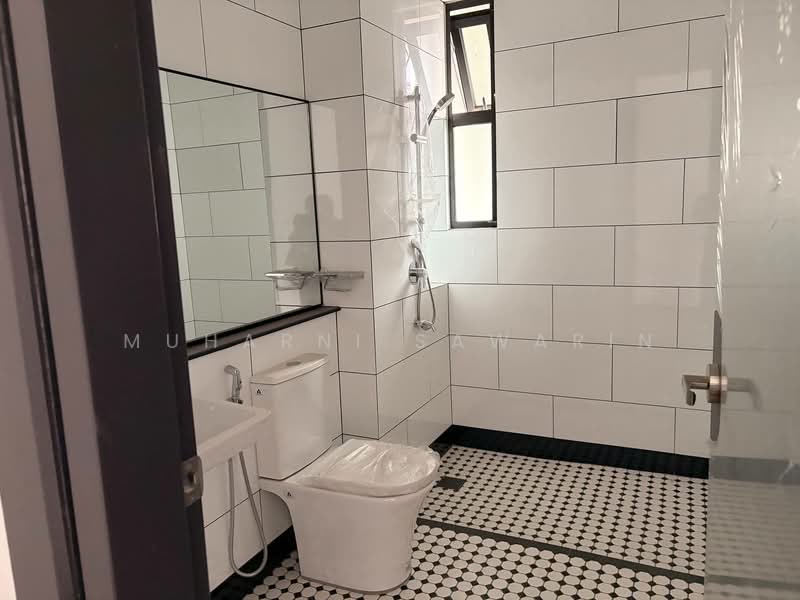 Semi-Detached House for Sale in Shah Alam (Selangor) - muharni sawarin - PropertyGuru.com.my