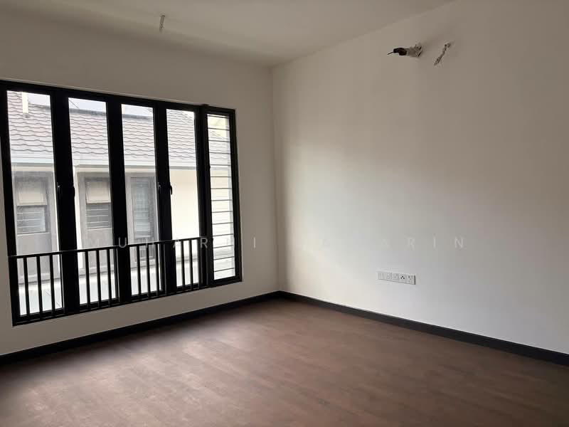 Semi-Detached House for Sale in Shah Alam (Selangor) - muharni sawarin - PropertyGuru.com.my