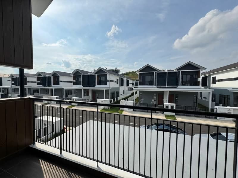 Rumah Kluster untuk Dijual di Austin Crest (Johor Bahru) - Winson Tan - Exterior - PropertyGuru.com.my