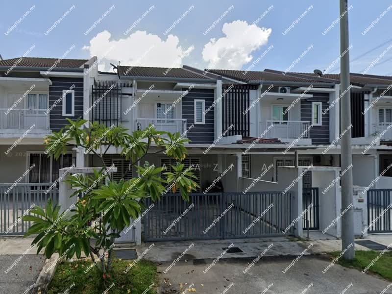 Rumah Teres 2 Tingkat untuk Dijual di Kota Puteri (Batu Arang) - Lisa Azila - Exterior - PropertyGuru.com.my