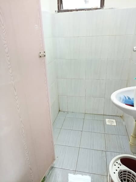 Rumah Bandar untuk Dijual di Ampangan (Negeri Sembilan) - Azrul Othman - Bathroom - PropertyGuru.com.my