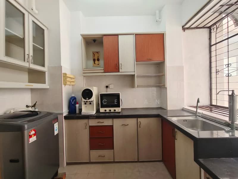 Condominium for Sale at Grand View - Vince Tan - Kitchen - PropertyGuru.com.my