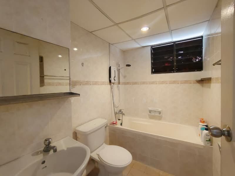 Condominium for Sale at Grand View - Vince Tan - Bathroom - PropertyGuru.com.my