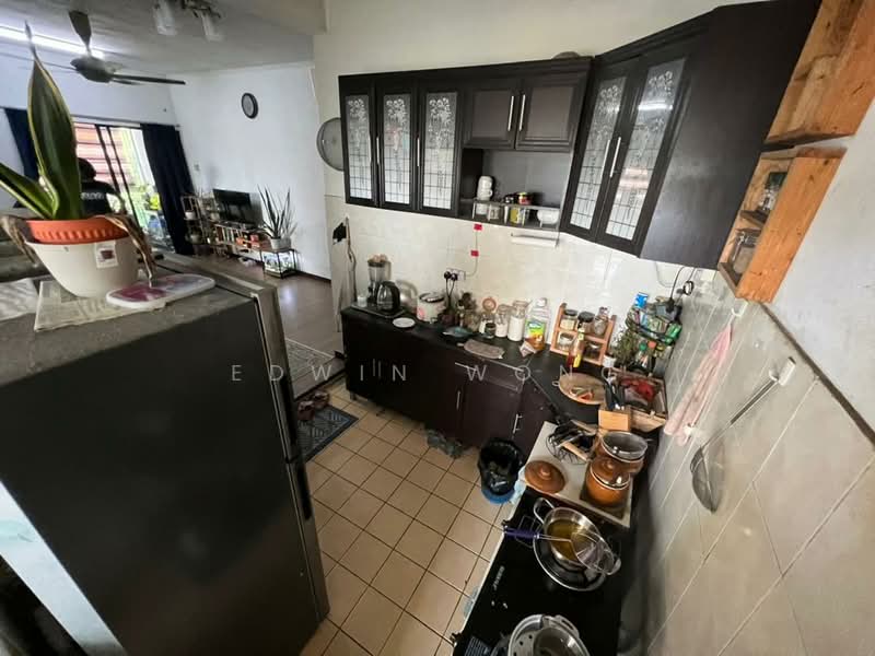 Apartment for Sale at Pangsapuri Subang Impian - Edwin Wong - Kitchen - PropertyGuru.com.my