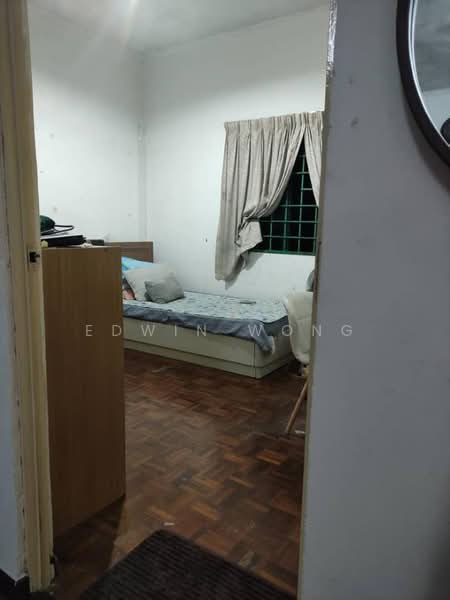 Apartment for Sale at Pangsapuri Subang Impian - Edwin Wong - Bedroom - PropertyGuru.com.my