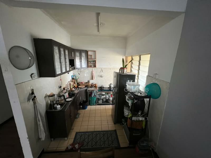 Apartment for Sale at Pangsapuri Subang Impian - Edwin Wong - Kitchen - PropertyGuru.com.my