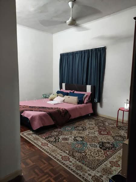 Apartment for Sale at Pangsapuri Subang Impian - Edwin Wong - Bedroom - PropertyGuru.com.my
