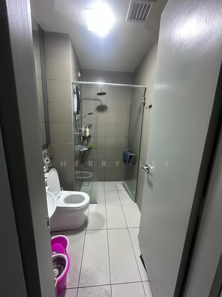 Service Residence for Sale at The Era @ Duta North - Sherry Lee - Bathroom - PropertyGuru.com.my