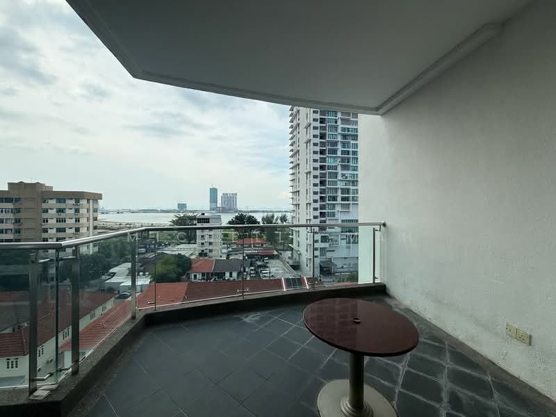 Kondominium untuk Disewa di H Residence (One Ritz Residence / Kelawai View) - Michelle Mah - Balcony - PropertyGuru.com.my