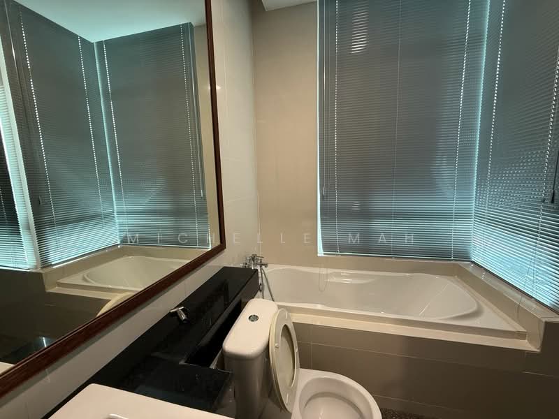 Kondominium untuk Disewa di H Residence (One Ritz Residence / Kelawai View) - Michelle Mah - Bathroom - PropertyGuru.com.my