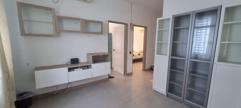 Rumah Teres 2 Tingkat untuk Disewa di Setia Tropika (Johor Bahru) - June Teo - Living Room - PropertyGuru.com.my