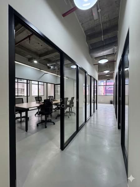 Pejabat untuk Disewa di KL City Centre (Kuala Lumpur) - Pang Hiok Boon - Meeting Room - PropertyGuru.com.my