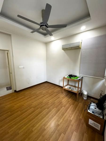 Kondominium untuk Dijual di Savanna 2 - Mak Oliver - Interior - PropertyGuru.com.my