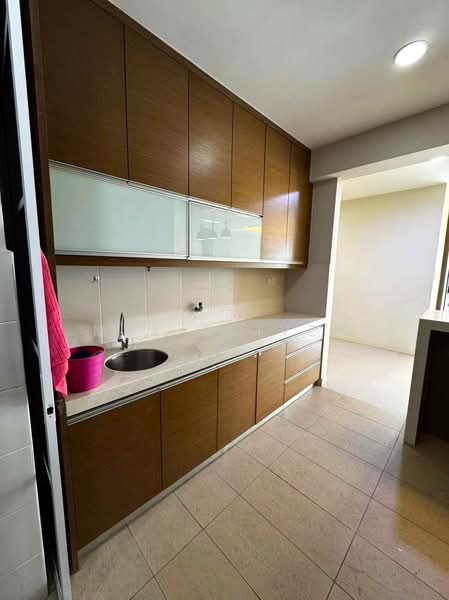 Condominium for Sale at Savanna 2 - Mak Oliver - Kitchen - PropertyGuru.com.my