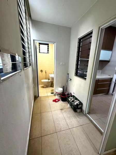 Condominium for Sale at Savanna 2 - Mak Oliver - Bathroom - PropertyGuru.com.my