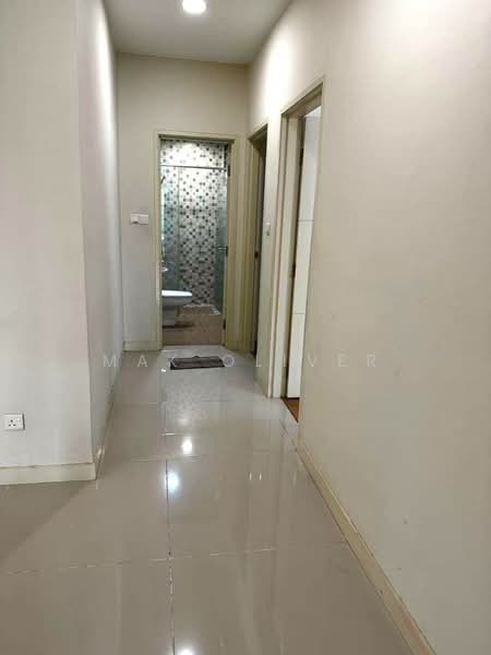 Condominium for Sale at Savanna 2 - Mak Oliver - Corridor - PropertyGuru.com.my