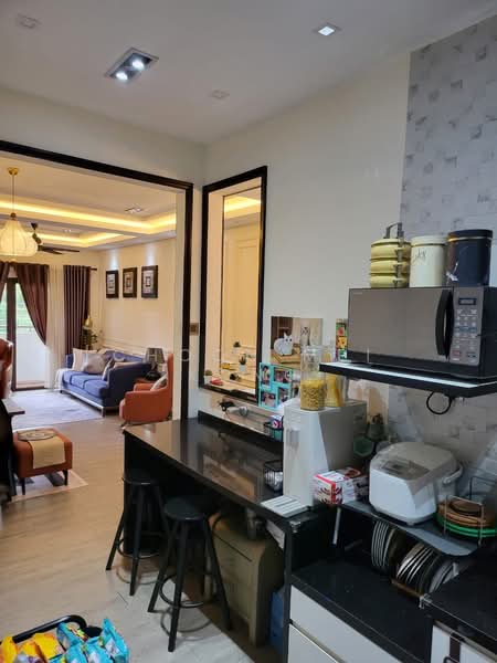 Pangsapuri untuk Dijual di Desa Saujana - Choon Mei Kong - Living Room - PropertyGuru.com.my