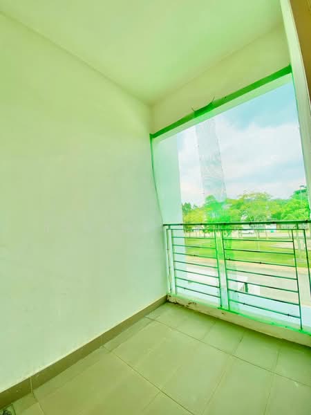 Semi-Detached House for Sale in Denai Alam (Shah Alam) - Rohana Ishak - Balcony - PropertyGuru.com.my