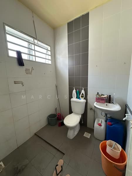 Cluster House for Sale in Bandar Lahat Mines (Lahat) - Marcus Seng - Bathroom - PropertyGuru.com.my