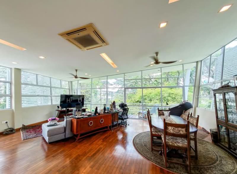 Bungalow for Sale in Sungai Buloh (Selangor) - Tina Chua - Living Room - PropertyGuru.com.my