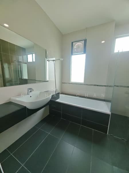 Rumah Berkembar untuk Dijual di Kempas (Johor Bahru) - Nathan Chan - PropertyGuru.com.my