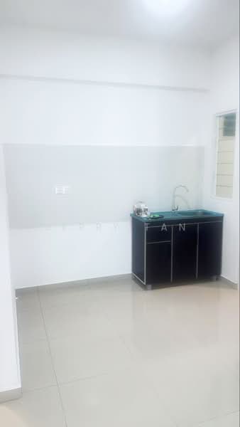 Condominium for Rent at Havana Beach Residences - Jerry Tan - Kitchen - PropertyGuru.com.my
