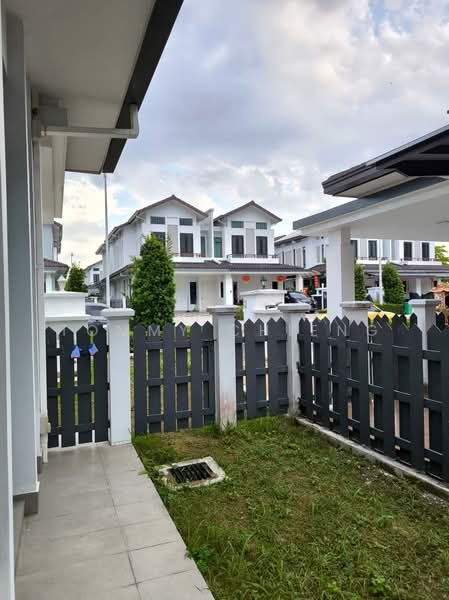 Cluster House for Rent in Eco Majestic (Semenyih) - TOMMY CHIENG - Exterior - PropertyGuru.com.my