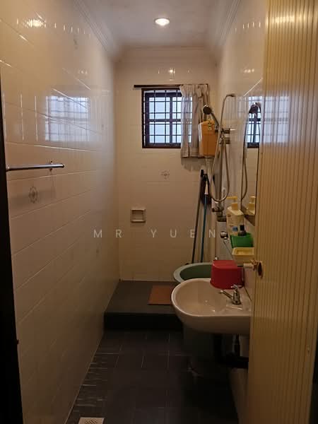Rumah Teres 2 Tingkat untuk Dijual di New Pasir Puteh (Ipoh) - Mr Yuen - Bathroom - PropertyGuru.com.my