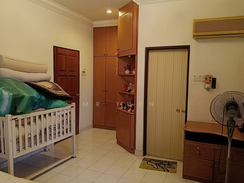 Rumah Teres 2 Tingkat untuk Dijual di New Pasir Puteh (Ipoh) - Mr Yuen - Bedroom - PropertyGuru.com.my