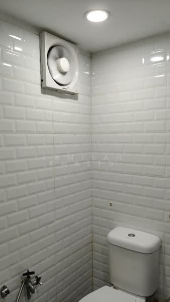 Pangsapuri untuk Dijual di Sri Jati 1 - Kamisah Khalid - Bathroom - PropertyGuru.com.my
