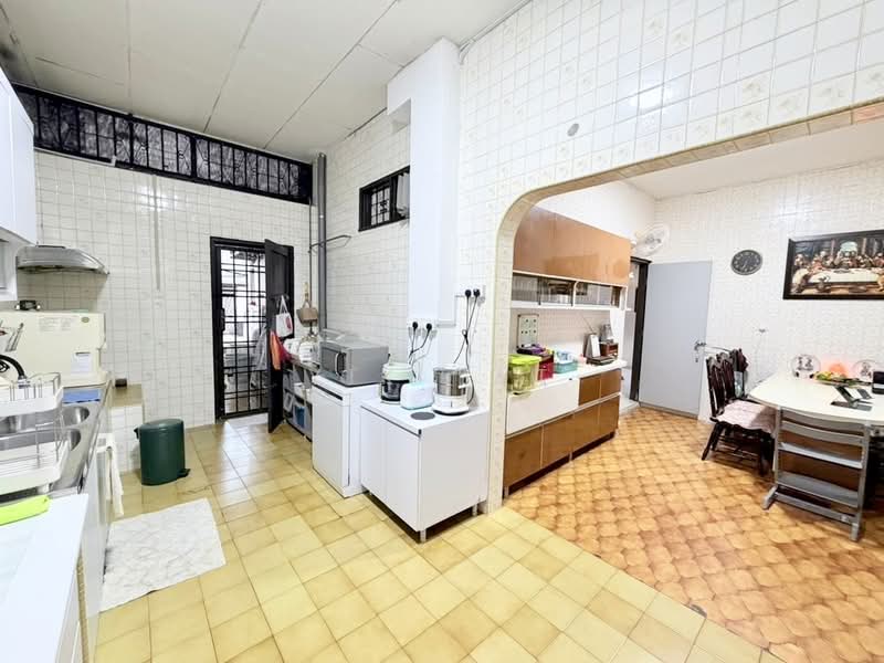 Rumah Berkembar untuk Dijual di Taman Tasek (Johor Bahru) - Yik Tat - PropertyGuru.com.my