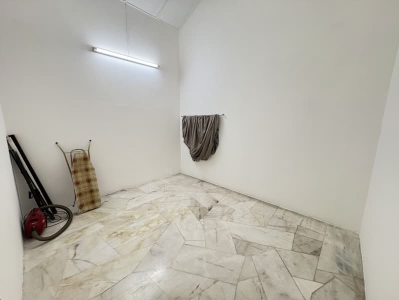 Terraced House for Rent in Seri Kembangan (Selangor) - Cony Lum - Interior - PropertyGuru.com.my