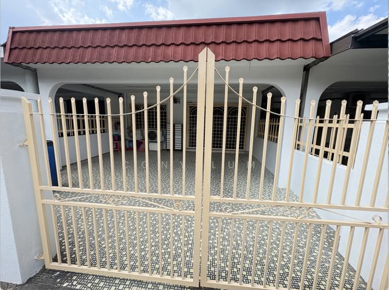Terraced House for Rent in Seri Kembangan (Selangor) - Cony Lum - Exterior - PropertyGuru.com.my