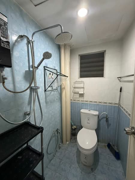 Apartment for Sale at Bistari Impian Apartment - Leon Ng - Bathroom - PropertyGuru.com.my