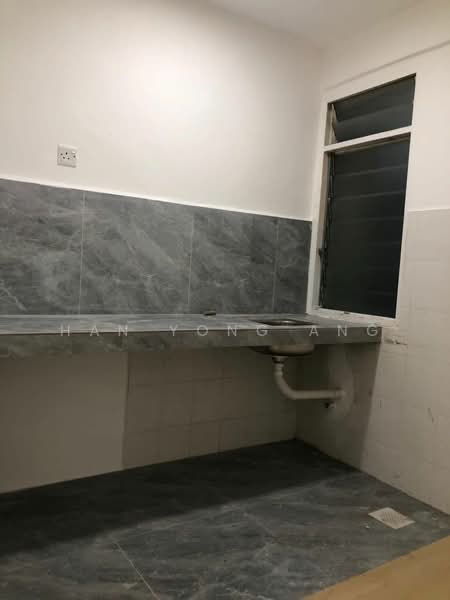Flat for Sale at Rumah Pangsa Sri Orkid - Han Yong Ang - Kitchen - PropertyGuru.com.my
