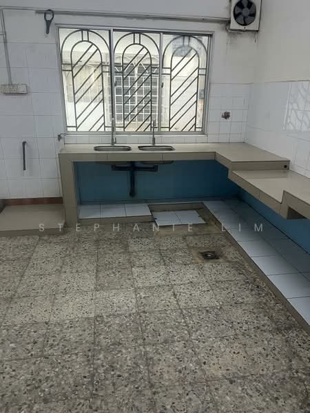 2-storey Terraced House for Sale in Taman Klang Utama (Kapar) - Stephanie Lim - Kitchen - PropertyGuru.com.my