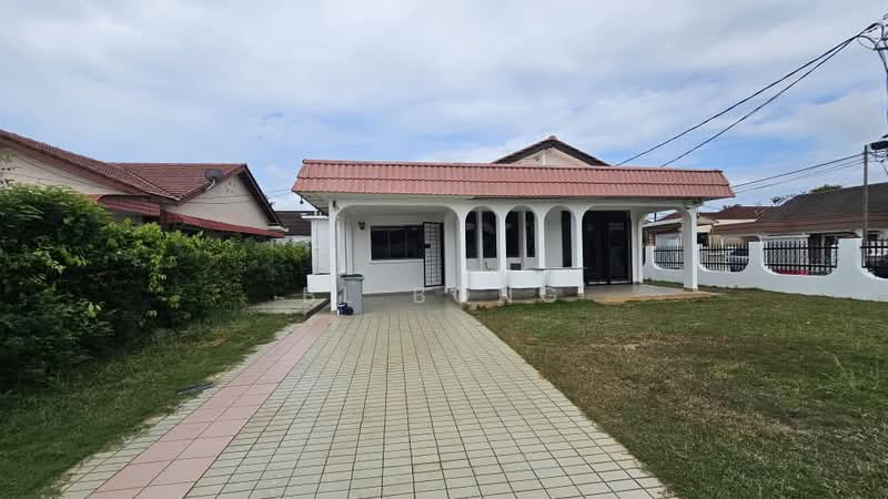 Rumah Banglo untuk Dijual di Taman Sin Hoe (Bukit Baru) - BL Bong - Exterior - PropertyGuru.com.my