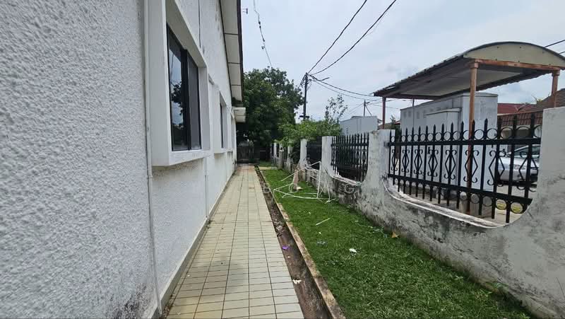 Rumah Banglo untuk Dijual di Taman Sin Hoe (Bukit Baru) - BL Bong - Exterior - PropertyGuru.com.my