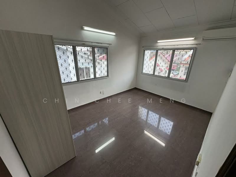 2.5-storey Terraced House for Sale in Taman Bukit Desa (Taman Desa) - Chin Chee Meng - PropertyGuru.com.my