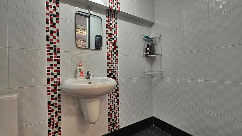 Service Residence for Sale at Empire Subang - KL Cheah - Bathroom - PropertyGuru.com.my