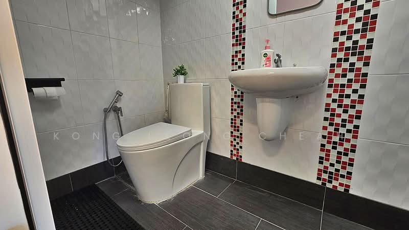 Service Residence for Sale at Empire Subang - KL Cheah - Bathroom - PropertyGuru.com.my