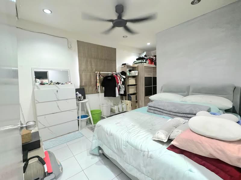 Apartment for Sale at Vista Seri Alam - Serene Low - PropertyGuru.com.my