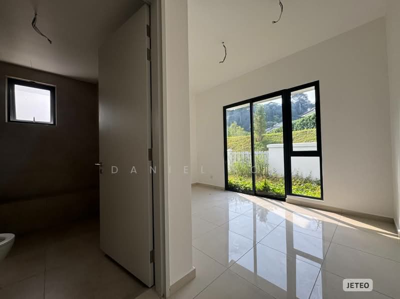 Semi-Detached House for Sale in Setia Eco Park (Setia Alam) - Daniel Kok - Bathroom - PropertyGuru.com.my