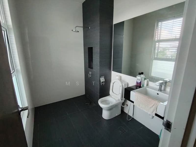 Semi-Detached House for Rent in Senibong (Permas Jaya) - Ms Tham - PropertyGuru.com.my