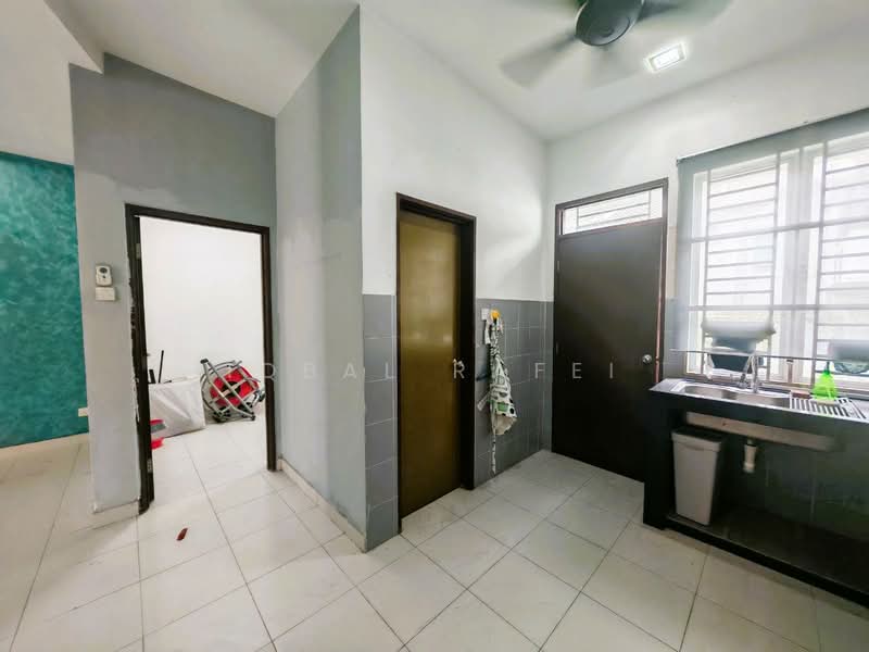 2-storey Terraced House for Sale in Bandar Teknologi Kajang (Kajang) - Iqbal Rafei - Kitchen - PropertyGuru.com.my